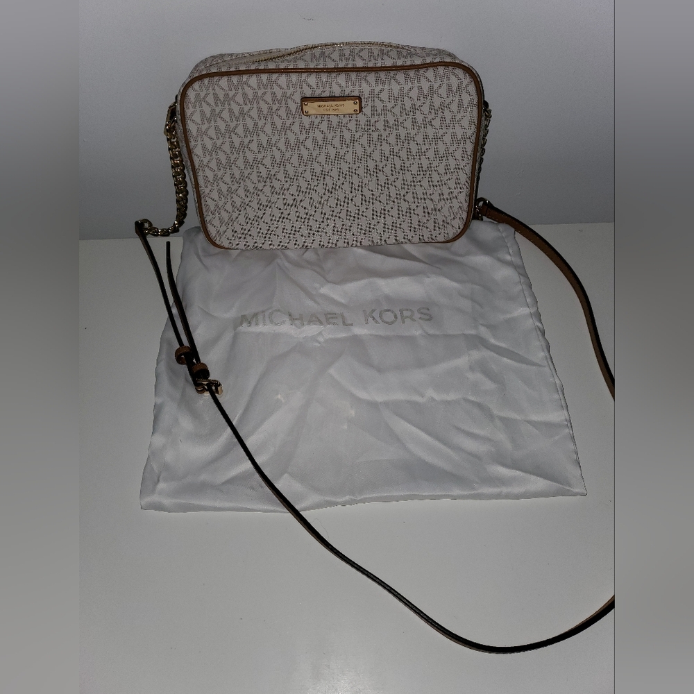 Michael Kors crossbody